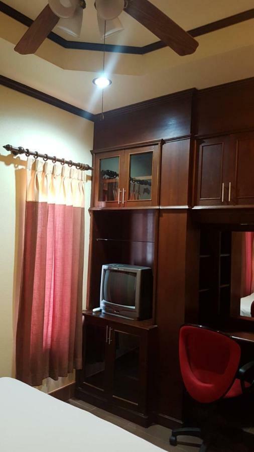 Niracha Chaweng House Otel Dış mekan fotoğraf